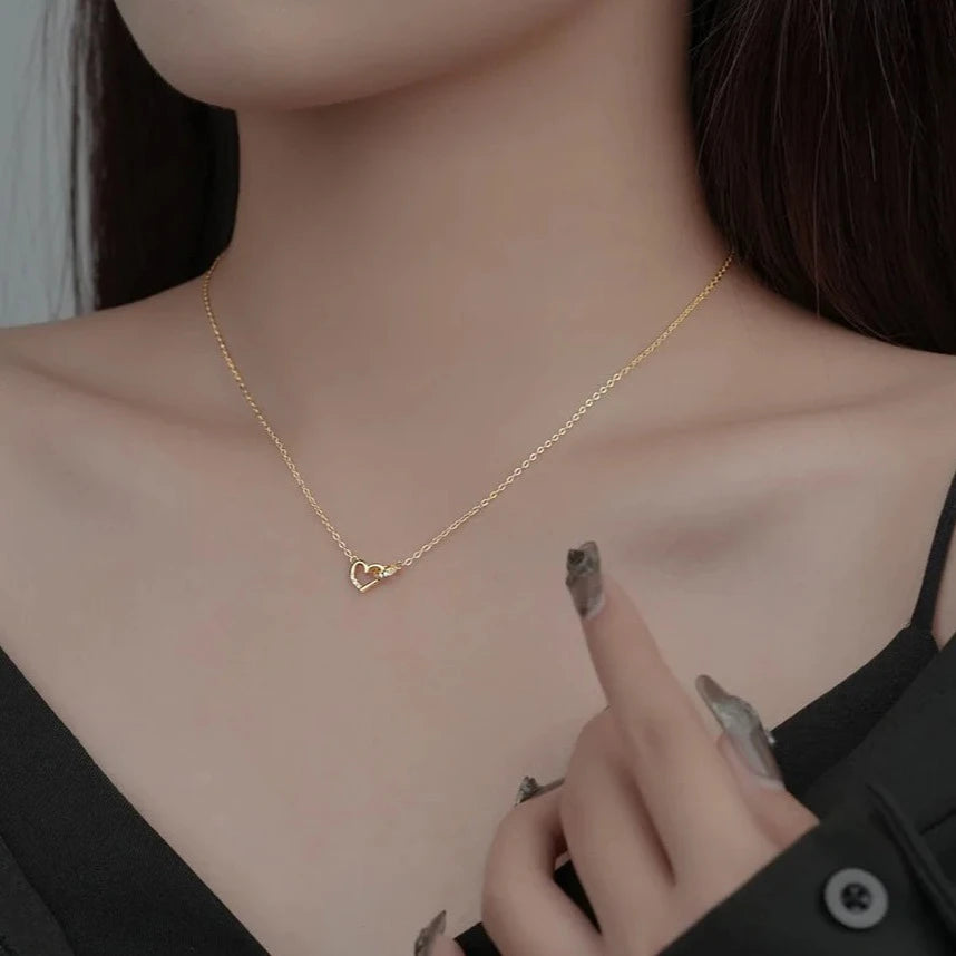 Lila Necklace (Sparkling Heart with CZ)