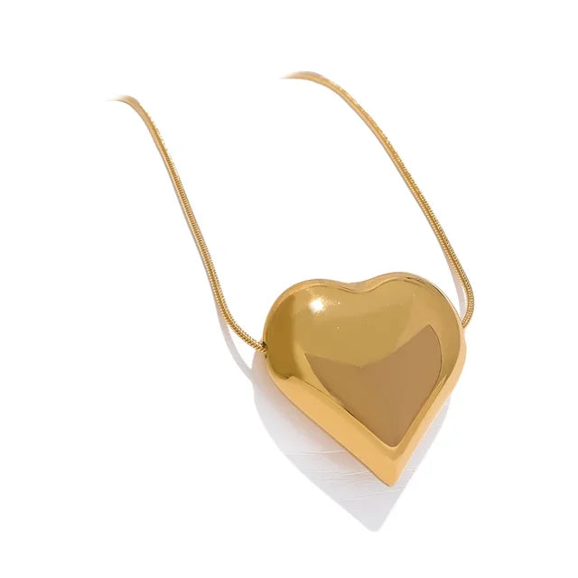 Juliet Heart Necklace (Thin Snake Chain)