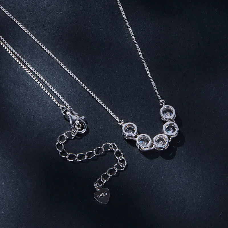 Allura Necklace (Moissanite)