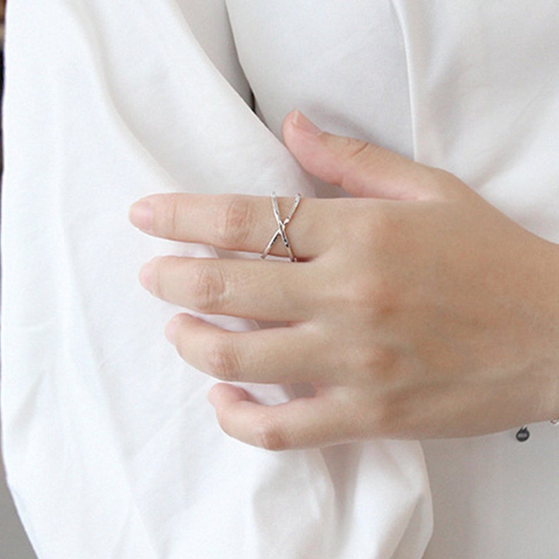 Sterling Silver Criss Cross Ring