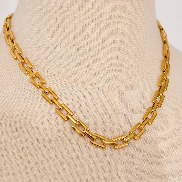 Toni Square Link Necklace