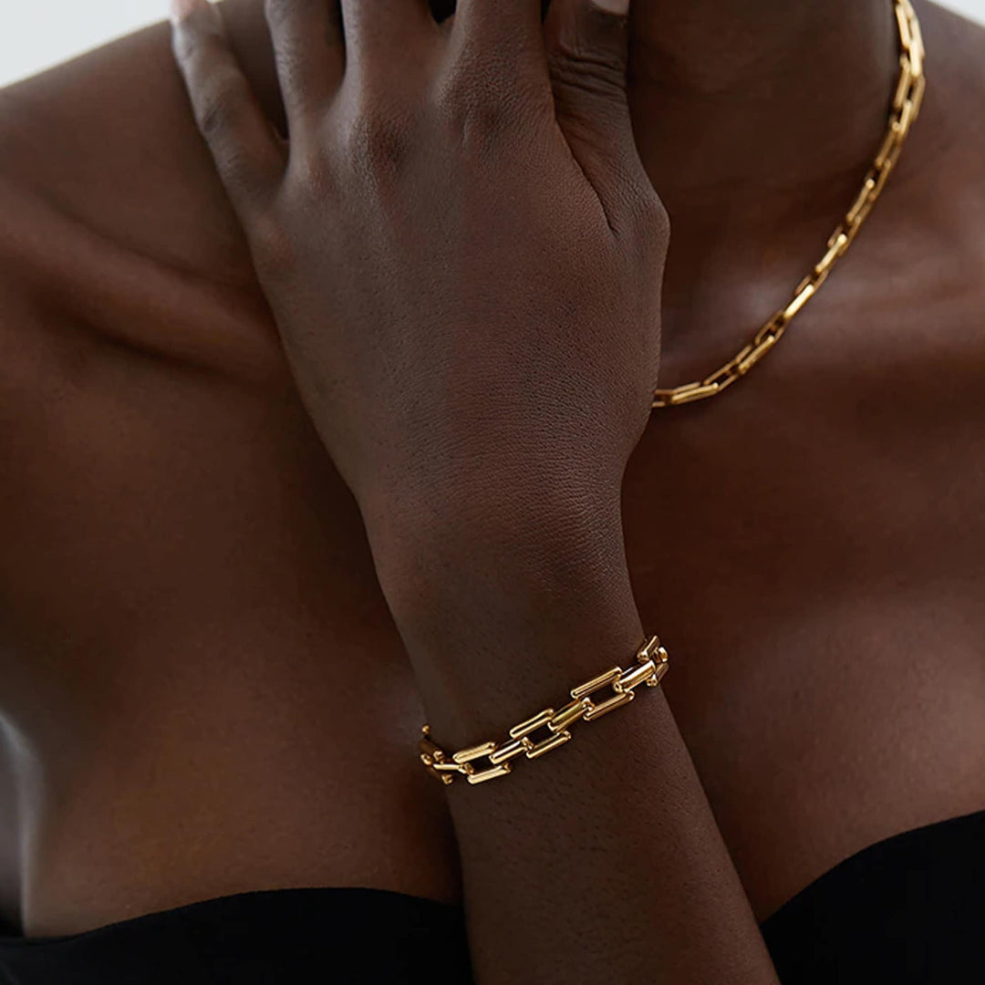 Toni Square Link Necklace
