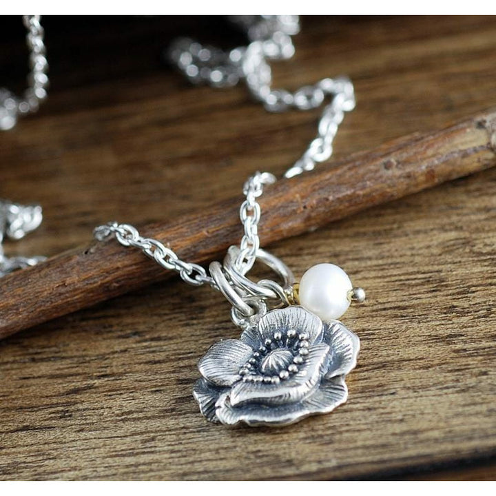 Sterling Silver Poppy Flower Necklace.