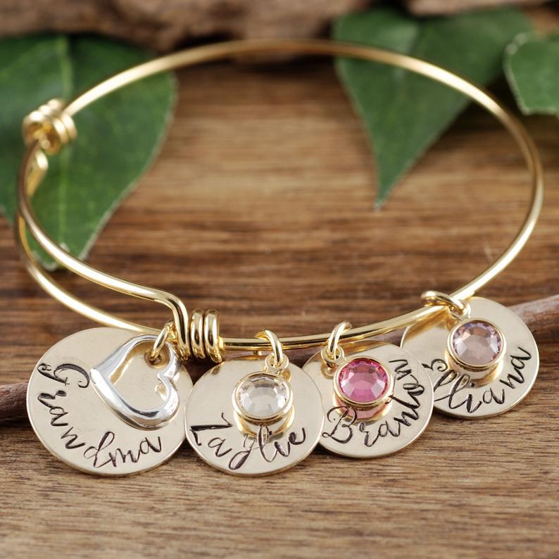 Mom/Grandma Bracelet with Names and Birthstones.