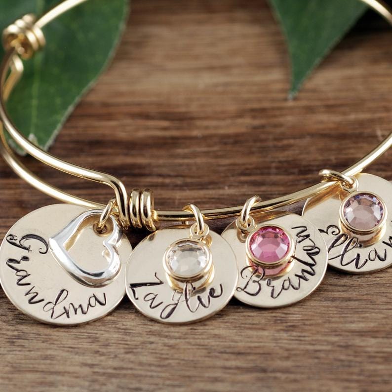 Mom/Grandma Bracelet with Names and Birthstones.