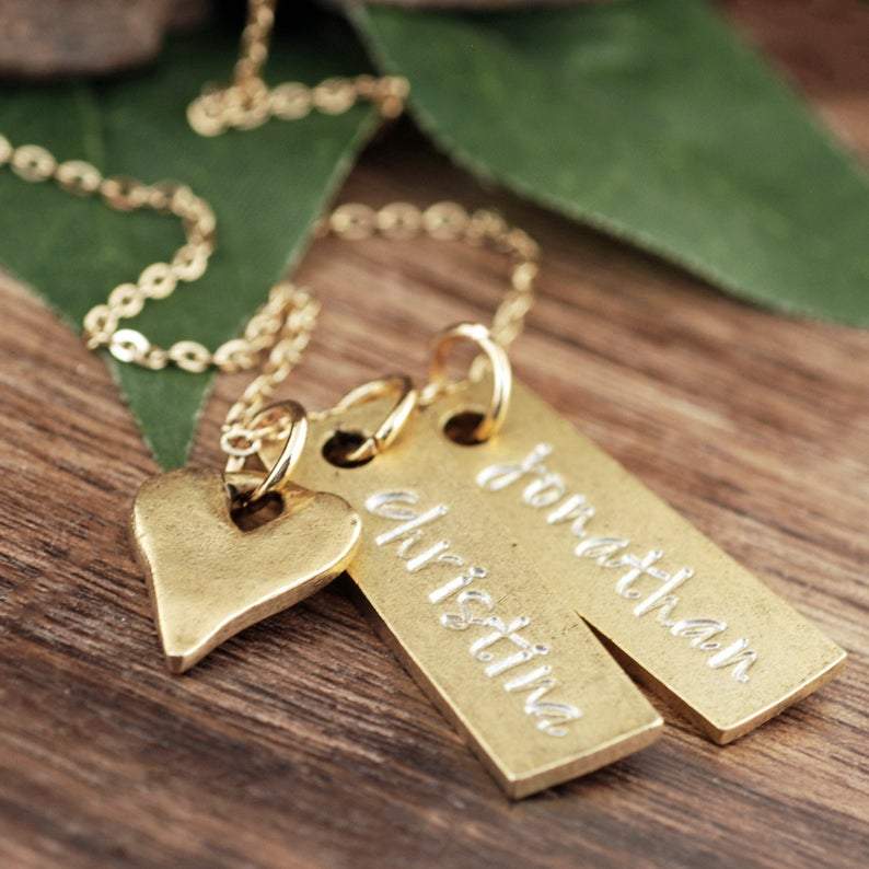 Personalized Name Bar Necklace with Heart.