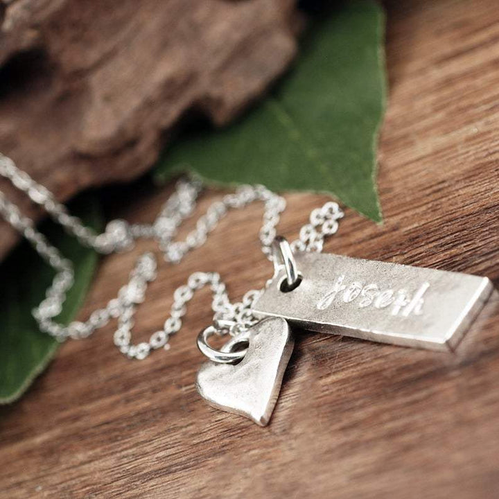 Personalized Name Bar Necklace with Heart.