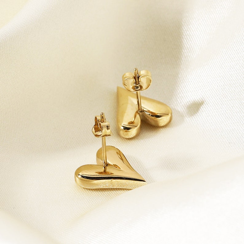 Heart Stud Earrings - 14kt Gold Plated.