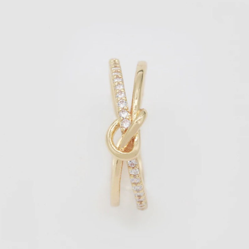 Gold Twisted Knot Ring