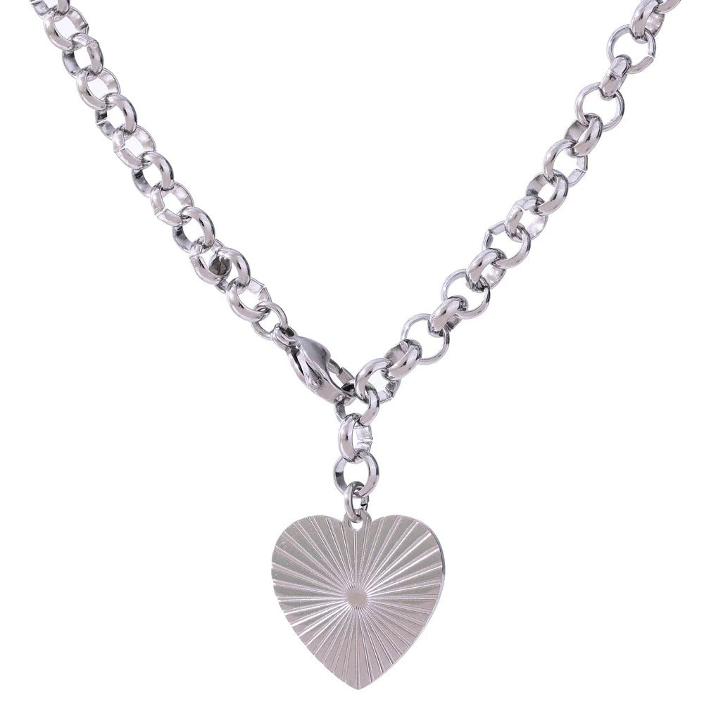 Quinn Heart Necklace (Chunky Chain)