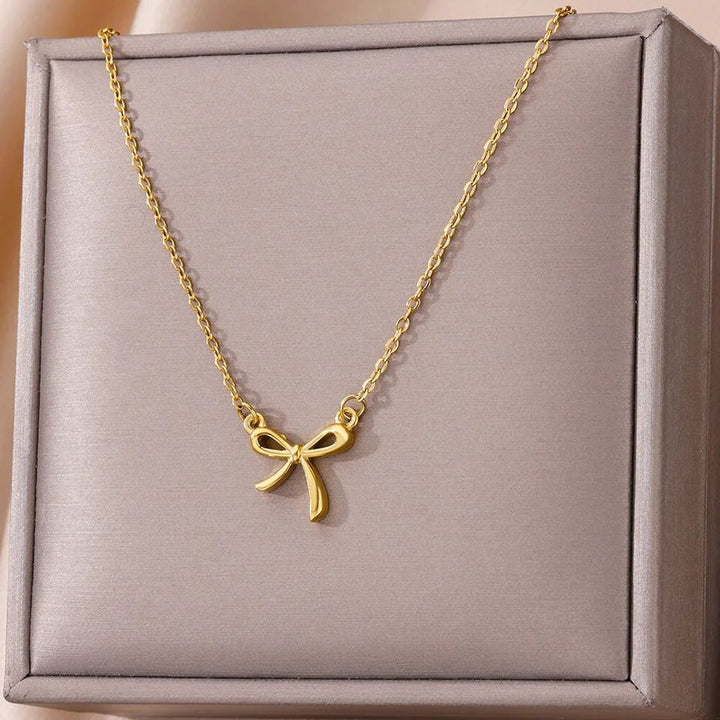 Isabella Bow Necklace