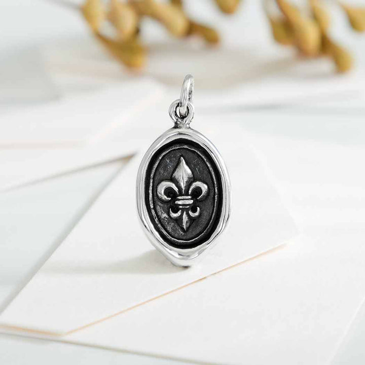Vivienne Charm (Fleur de Lis Wax Seal)
