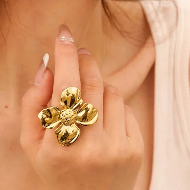 Iris Floral Ring