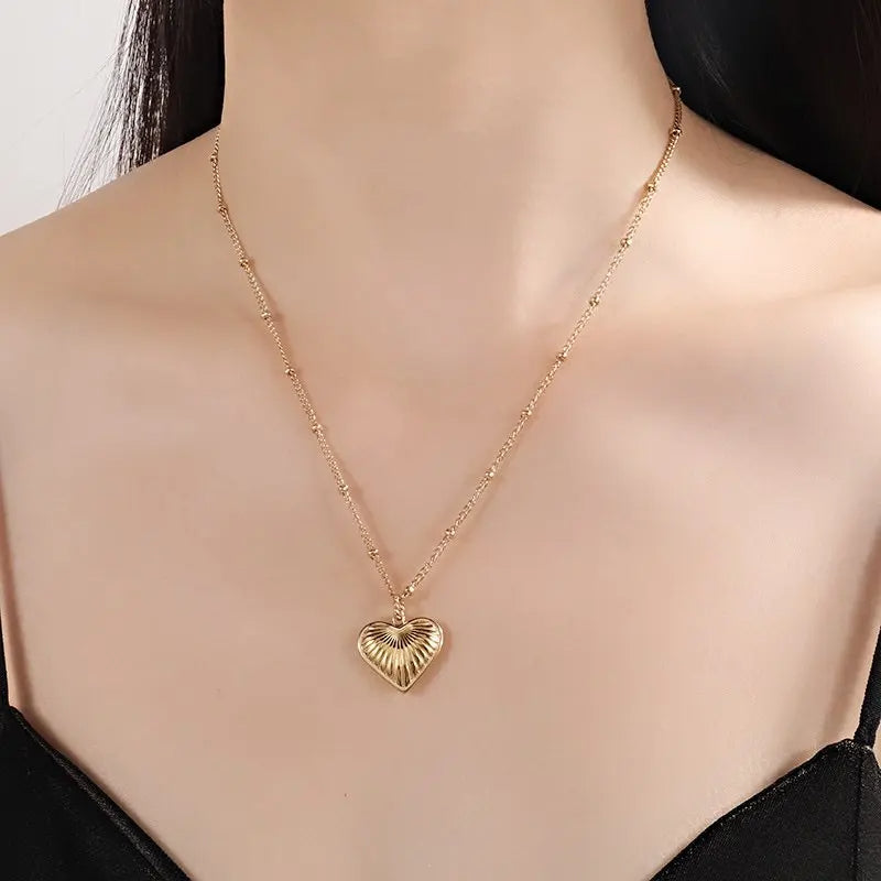 Dollie Heart Necklace – anniereh.com