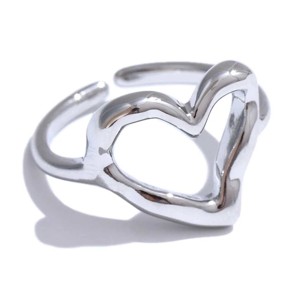 Amore Ring (Open Heart)