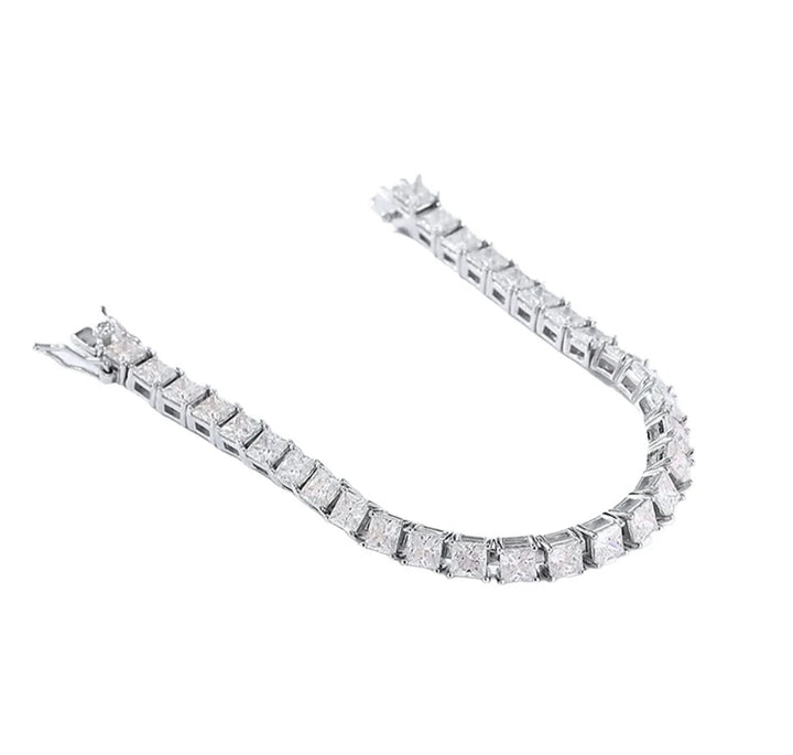 Princess Cut Tennis Bracelet (Moissanite)