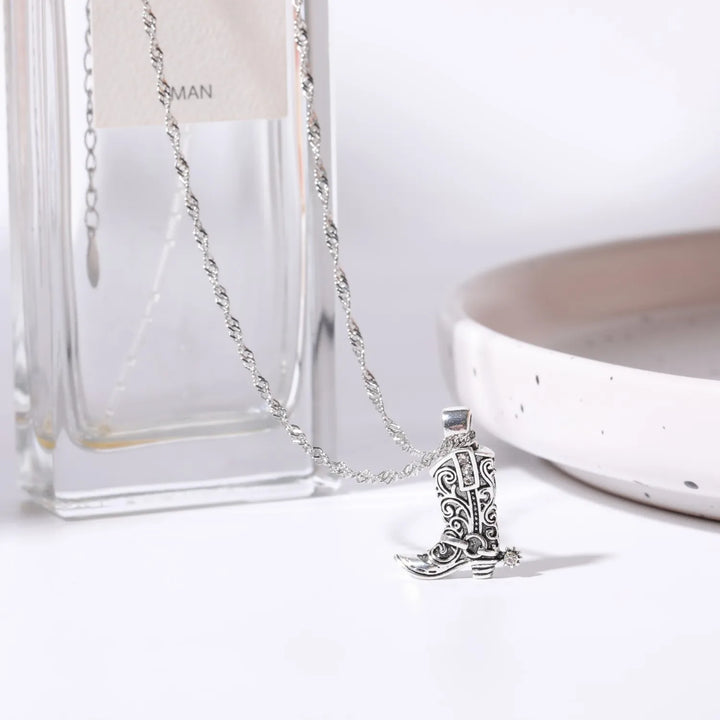 'Walkin' Free' Necklace