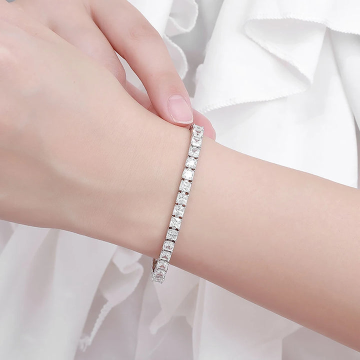 Princess Cut Tennis Bracelet (Moissanite)