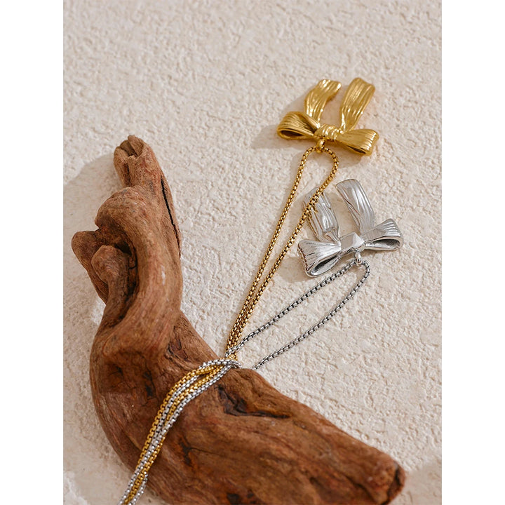 Zoe Necklace (Bow Pendant)