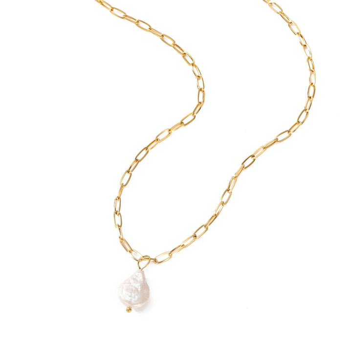 Aria Pearl Necklace