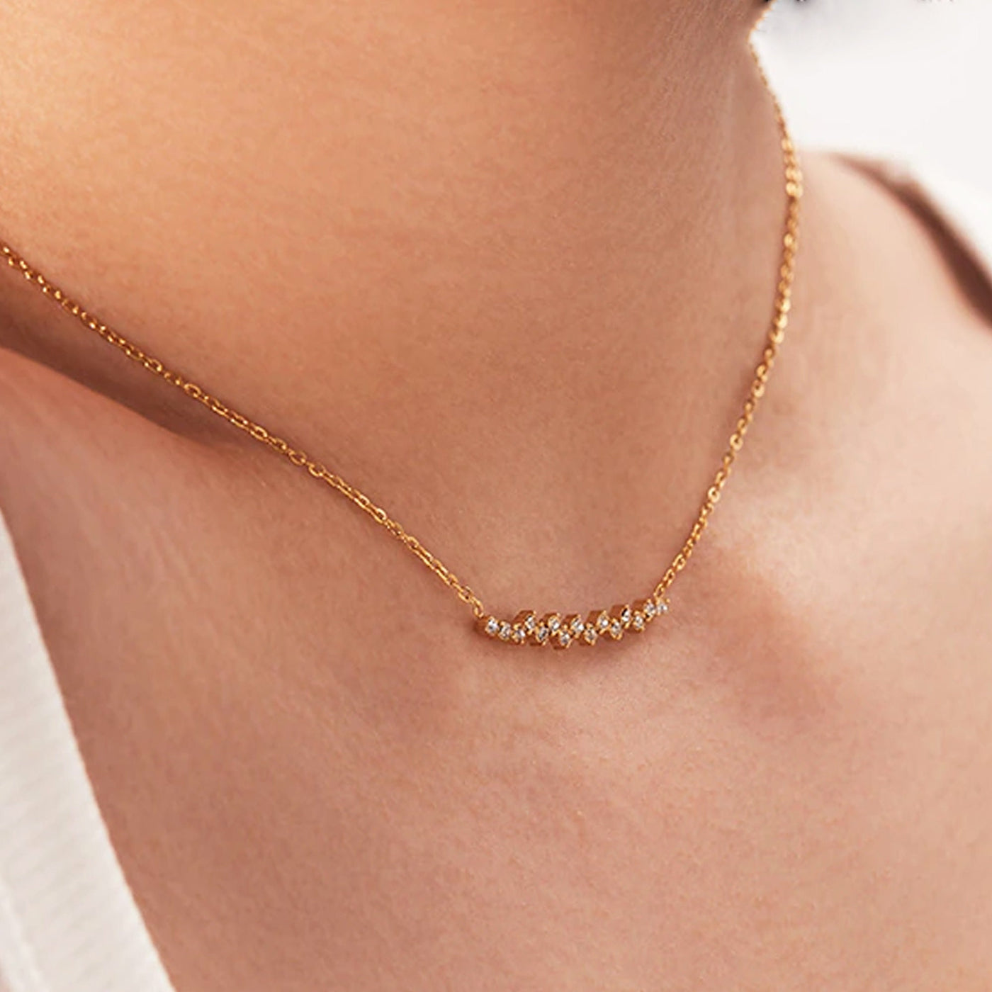 18kt Gold Dainty Crystal Bar Necklace