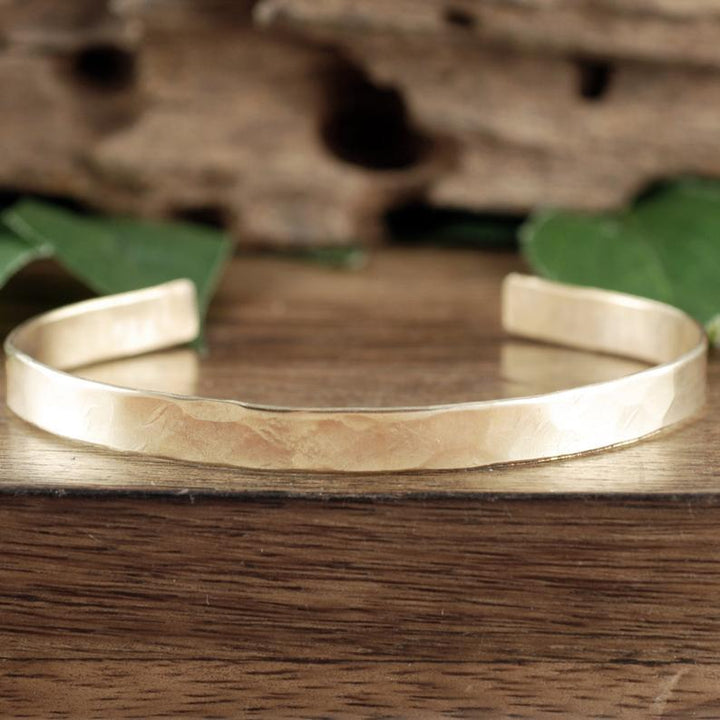 Personalized Sweet 16 Cuff Bracelet - Follow your Dreams.
