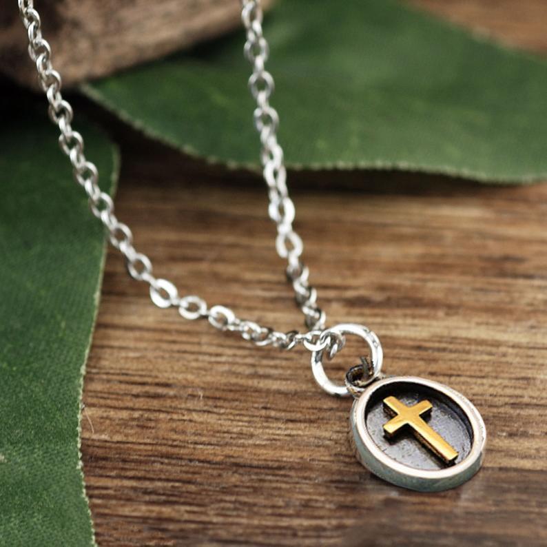 Dainty Cross Pendant Necklace.