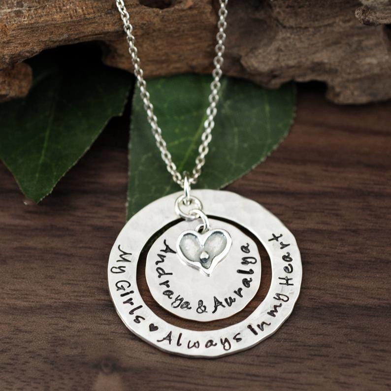 Personalized Name Washer Necklace for Mom.