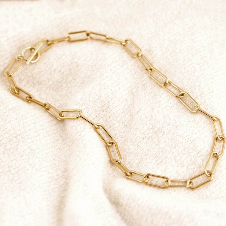 Large Link Chain Necklace.