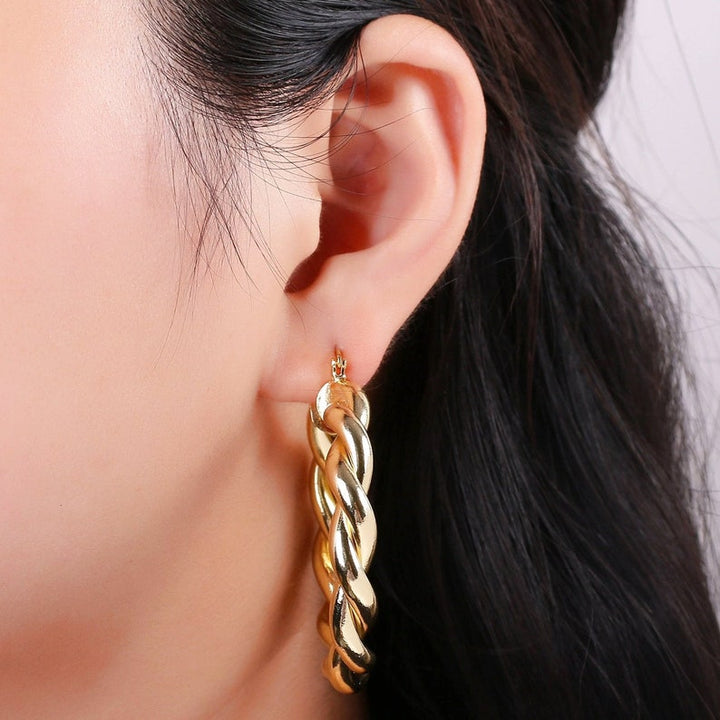 14kt Gold Filled Twisted Hoop Earring.