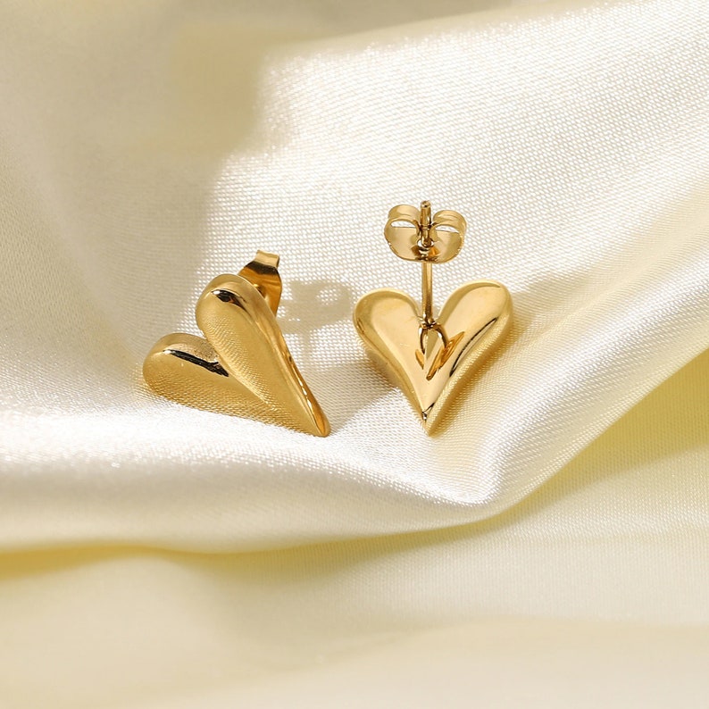 Heart Stud Earrings - 14kt Gold Plated.
