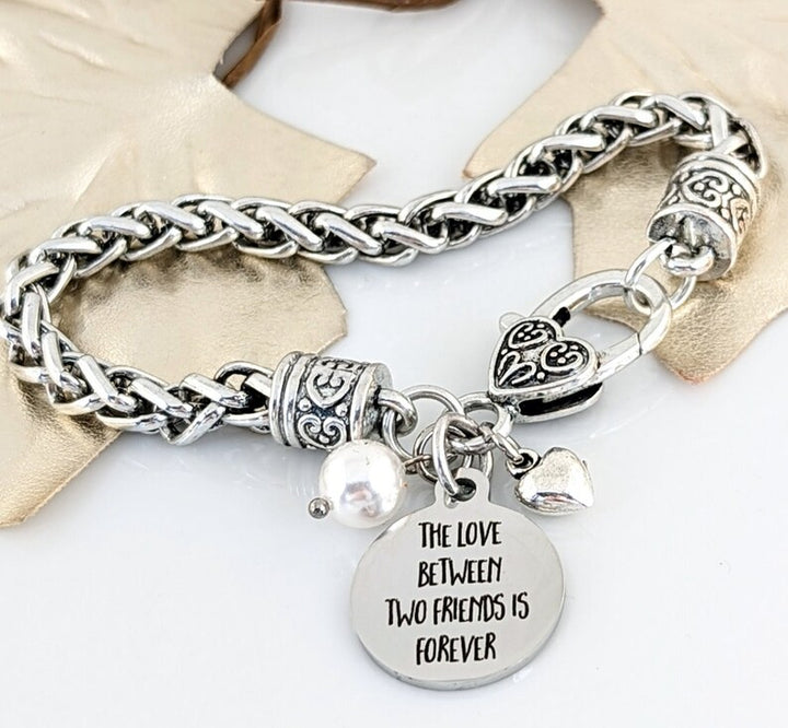 Best Friend Bracelet - The love between Two Best Friends.