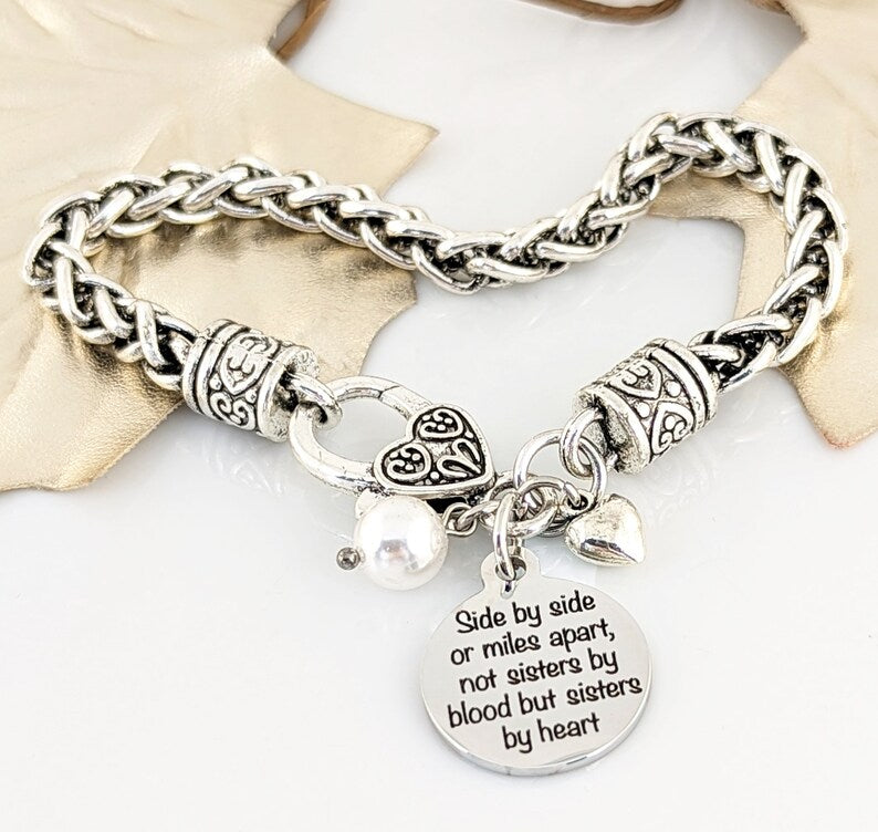 Best Friend Bracelet - The love between Two Best Friends.